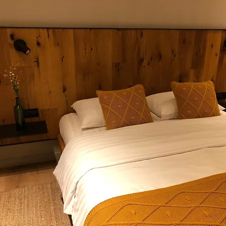 G-luxury Lägenhetshotell Bukarest